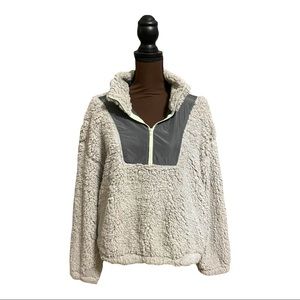 Wild Fable NWT gray 3/4 zip front sweater